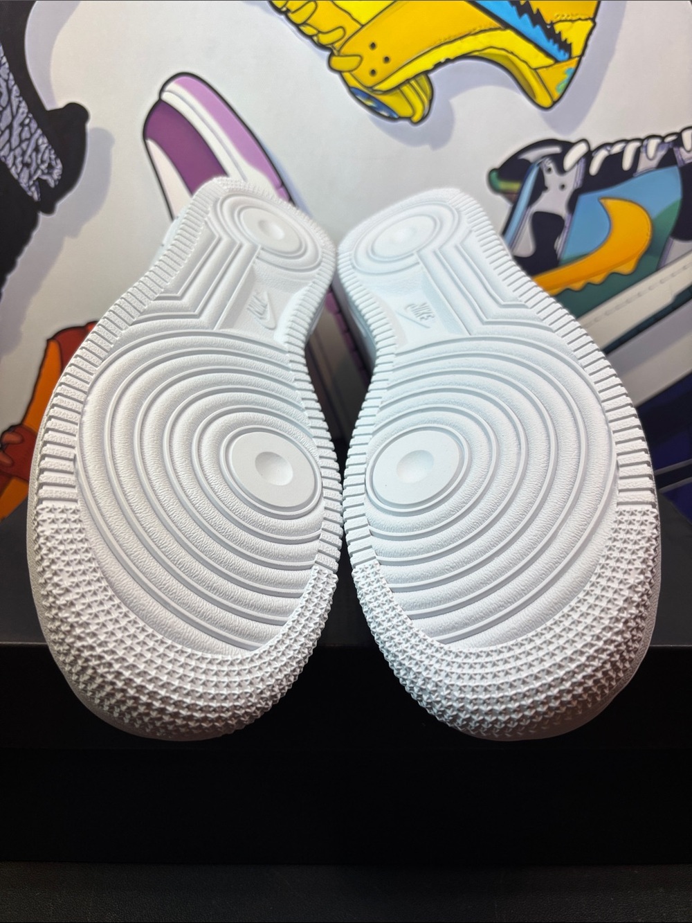 Nike Air Force 1 Low - White Men’s Athletic Shoes - Picture 4 of 8